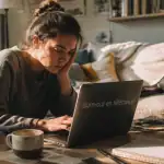 burn out teletravail femme fatiguee