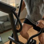 effet velo elliptique avant apres, tour de taille après 30 jours, vélo elliptique et sueur
