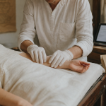 Somato émotionnel, soins sur avant-bras : douleurs persistantes et chocs anciens
