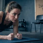 Travail isométrique : planche gainage et pause pour force et stabilité